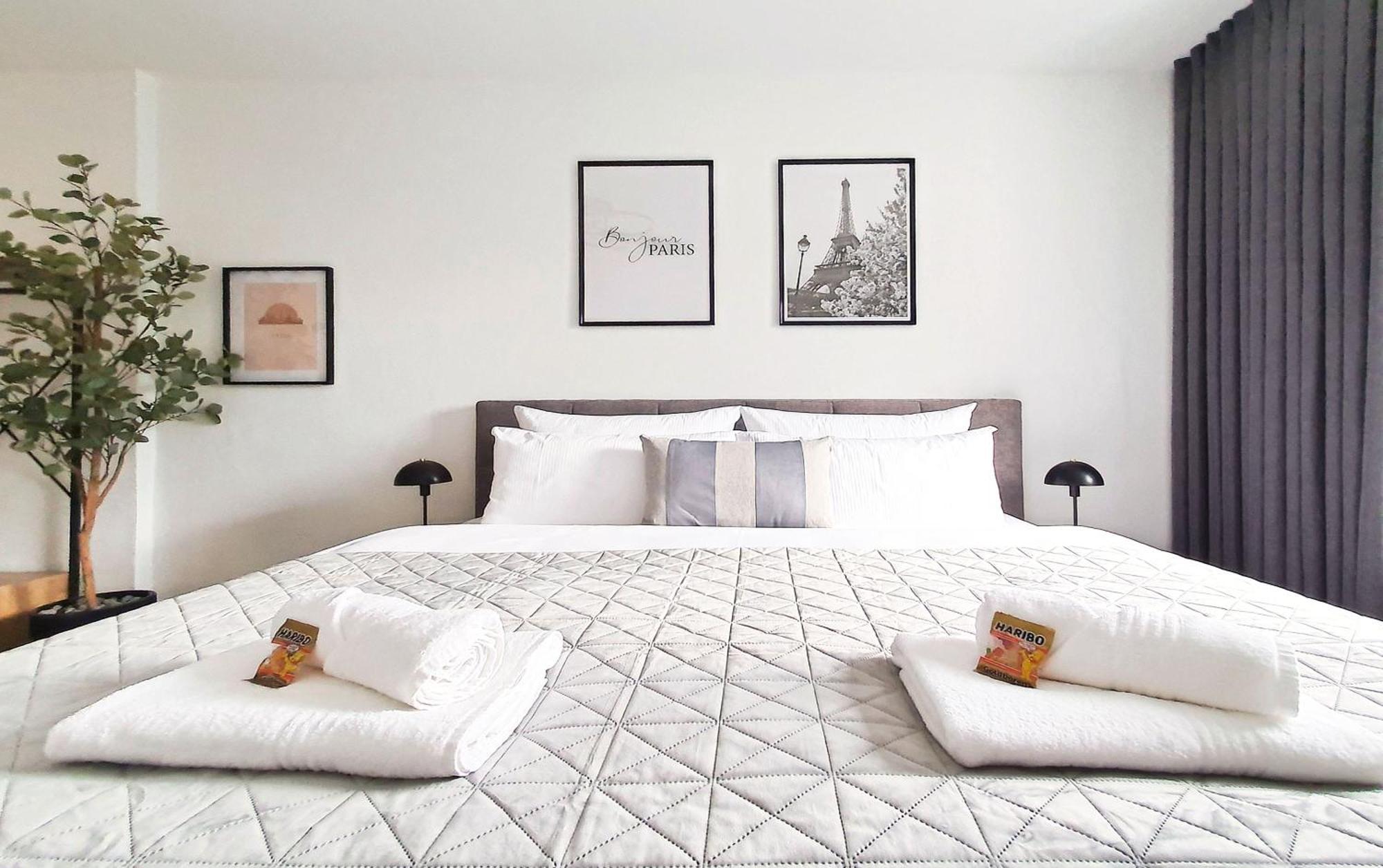 Livation - Apartments Hamm-Mitte - 2 Zi - Nespresso - Smarttv - Freewifi - Ausgestattete Kueche - 24H Check-In - Bis 4 Pers Pro Apartment Hamm  Buitenkant foto